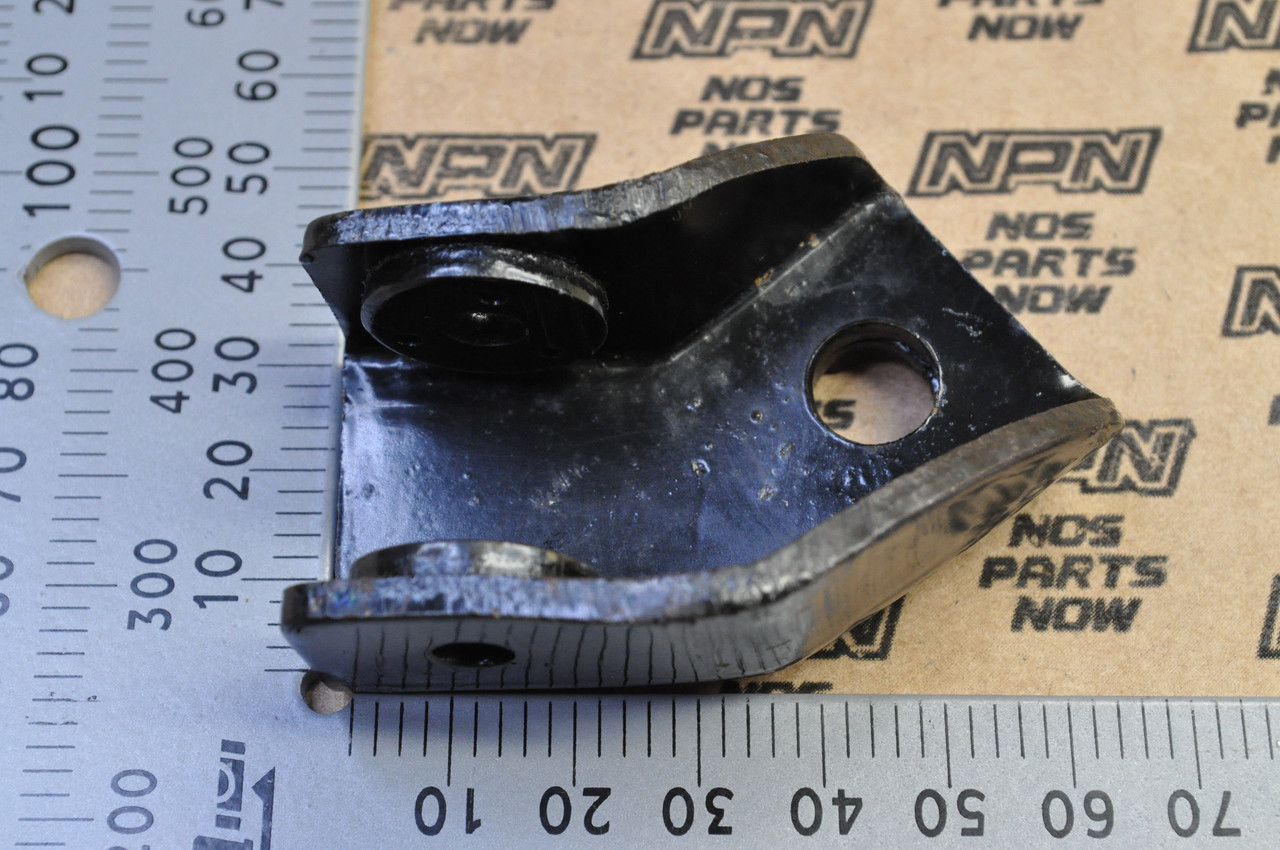 NOS Honda CB550F CB550 CB750 CB750F Left Foot Peg Pillion Bracket 50712-374-670