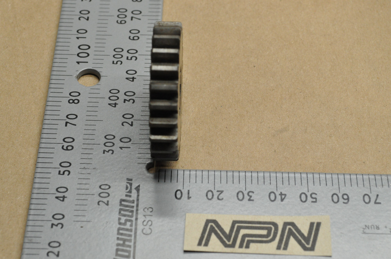 NOS Honda C110 CA110 Transmission Counter Shaft Top Gear 23481-011-000