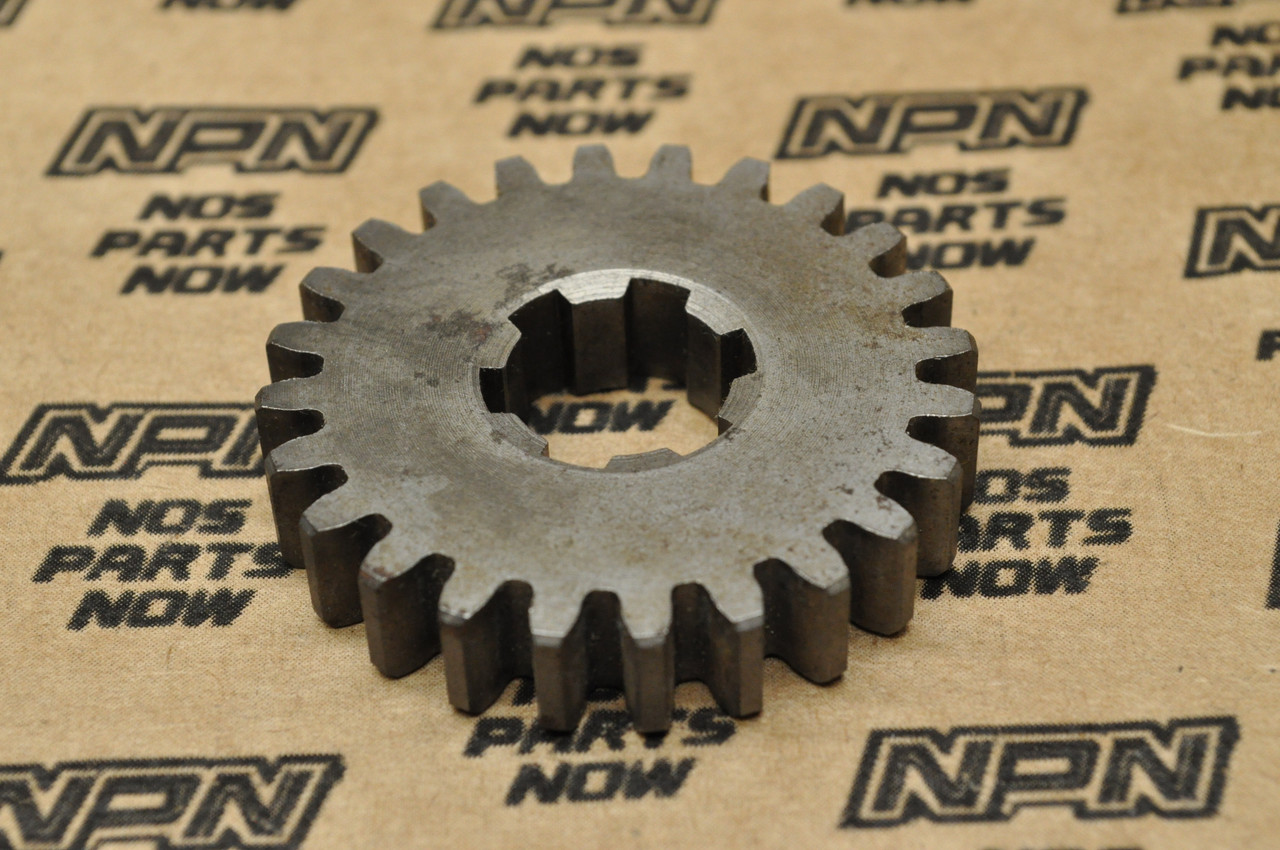 NOS Honda C110 CA110 Transmission Counter Shaft Top Gear 23481-011-000