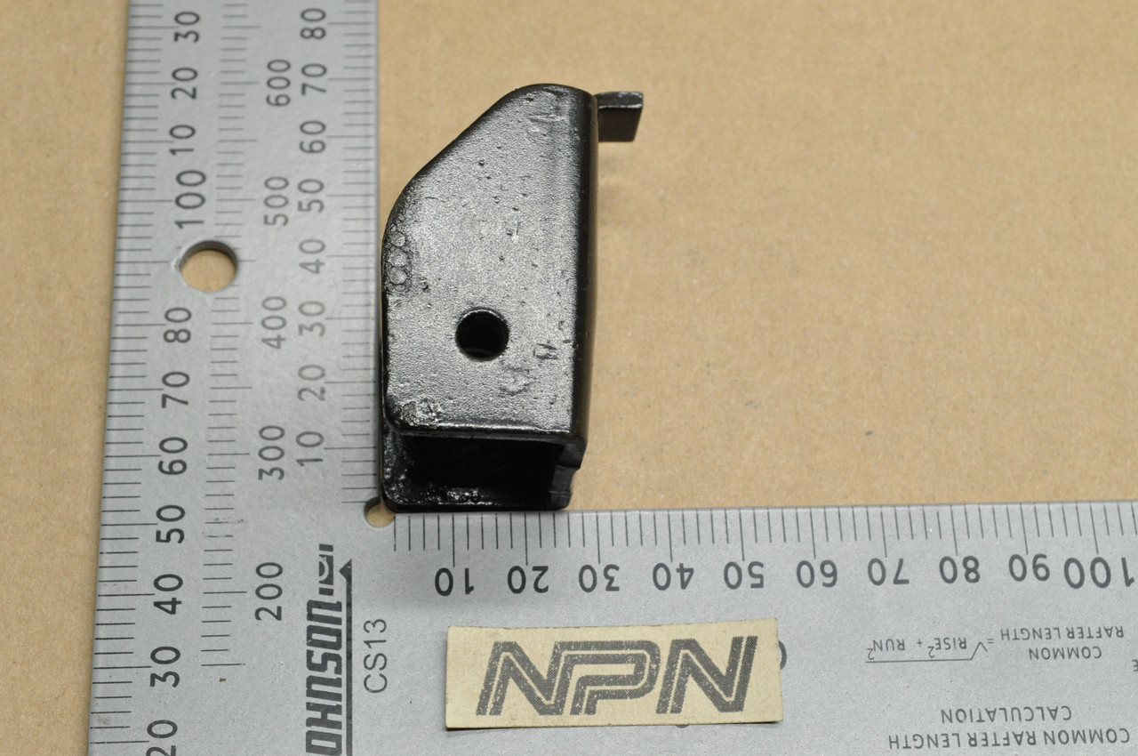 NOS Honda CB350 CB450 CB500 CL350 CL450 Foot Peg Step Bracket 50713-333-000