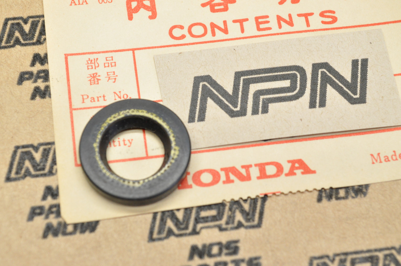 NOS Honda ATC110 ATC125 CR80 S65 Oil Seal 91201-035-015