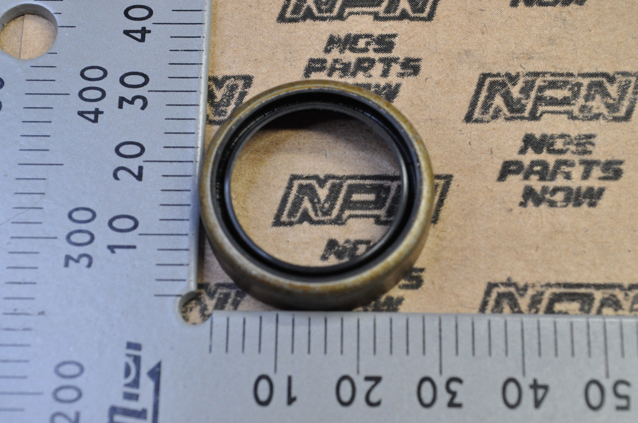 NOS Honda CA175 CB175 CL175 SL175 XL175 Clutch Adjuster Oil Seal 91205-222-005
