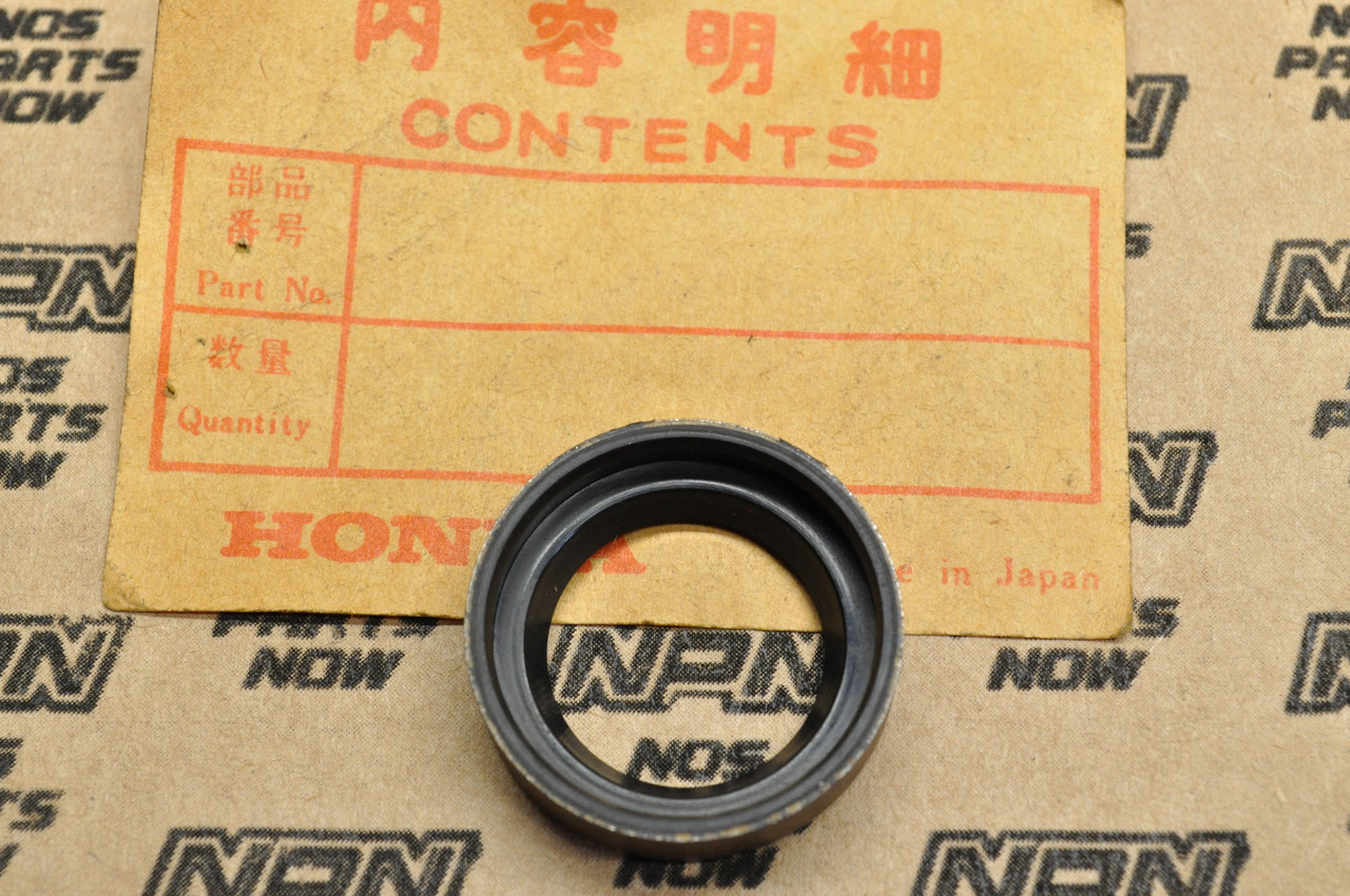NOS Honda CA175 CB175 CL175 SL175 XL175 Clutch Adjuster Oil Seal 91205-222-005