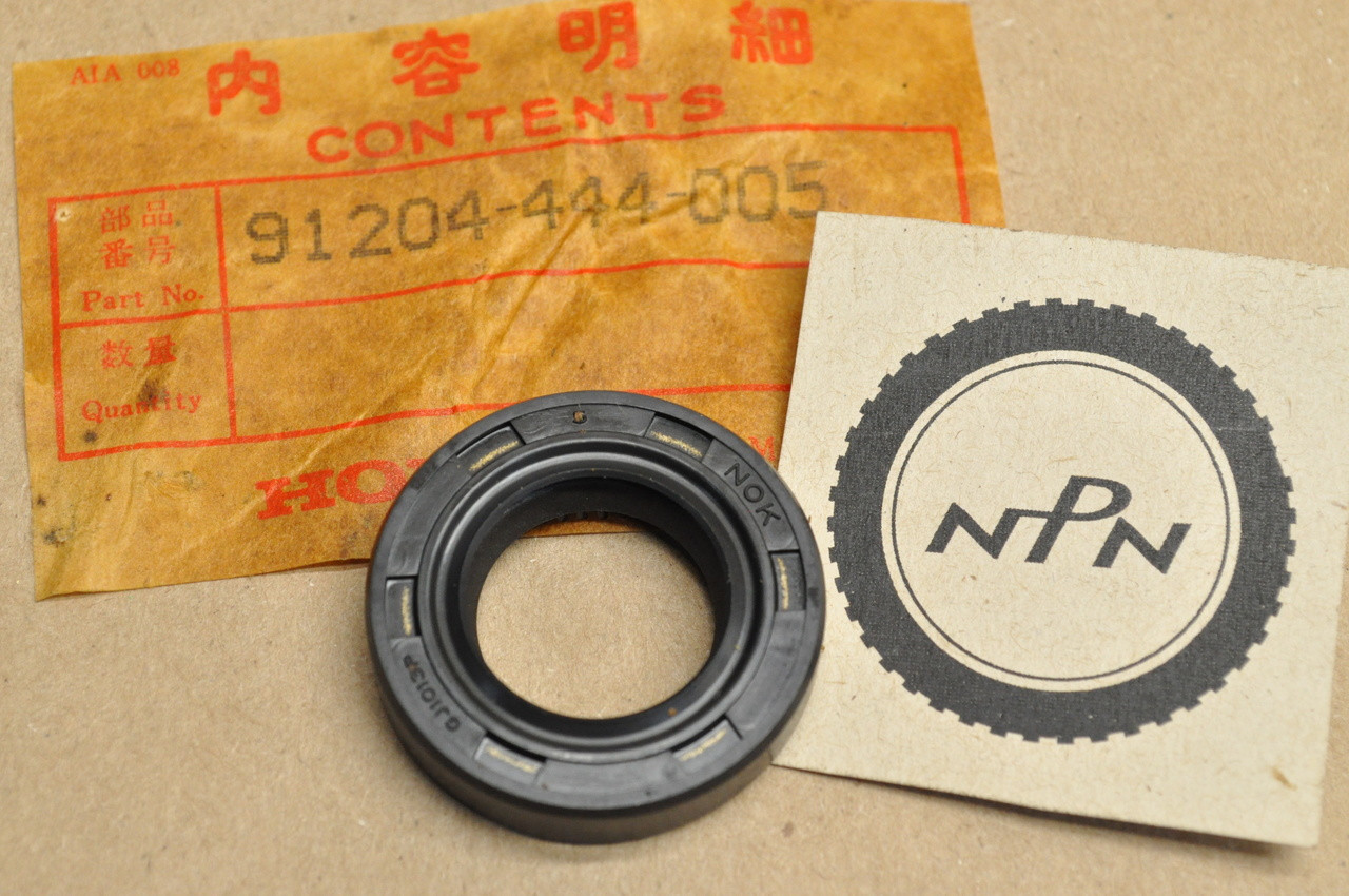 NOS Honda 1979-85 CR125 R Elsinore Crank Case Oil Seal 91204-444-005