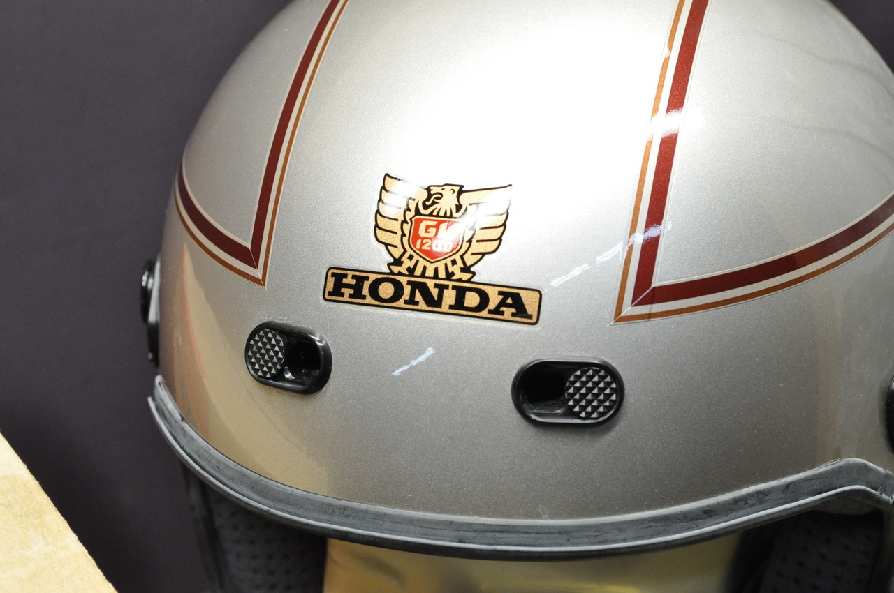 Vintage NOS 1986 Honda Hondaline GL1200 Goldwing Interstate Shoei Stag Helmet XS Vintage NOS 1986 Honda Hondaline GL1200 Goldwing Interstate Shoei Stag Helmet XS