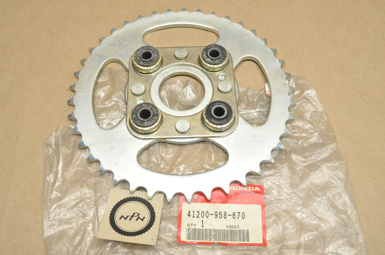NOS Honda 1983 ATC185 S Rear Final Chain Drive Sprocket 41T 41200
