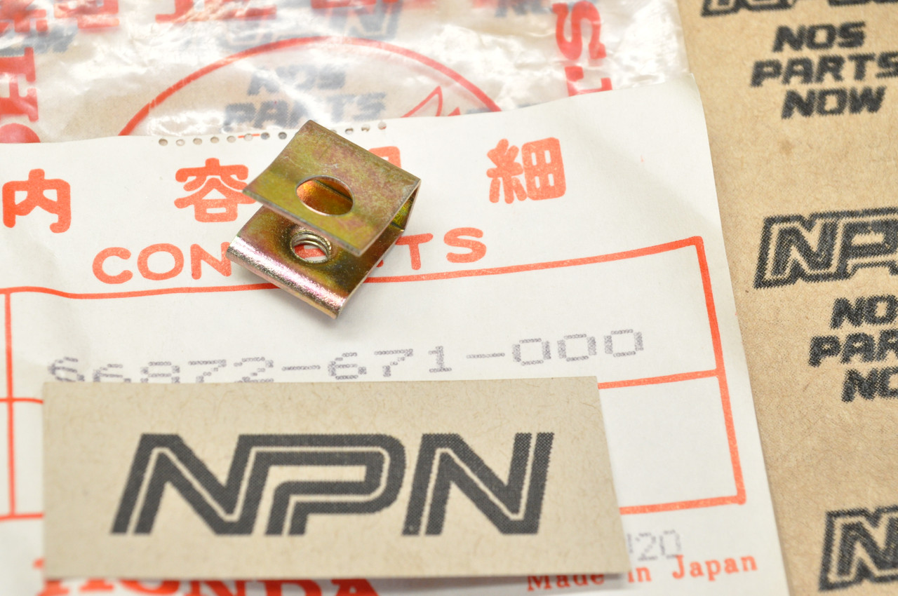 NOS Honda GL1100 GL1200 GL500 GL650 Instrument Panel Nut 66872-671-000