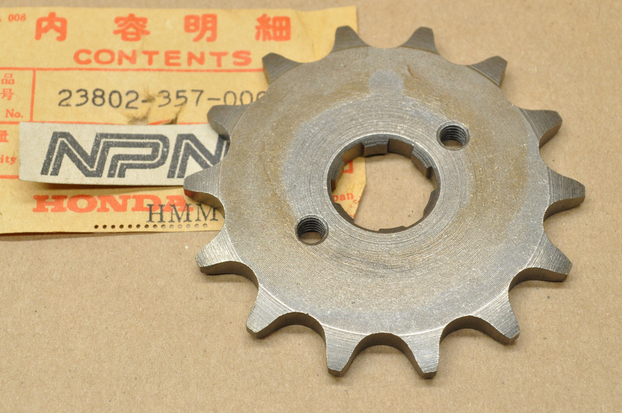 NOS Honda CR250 M MT250 Front Chain Drive Sprocket 14T 23802-357-000
