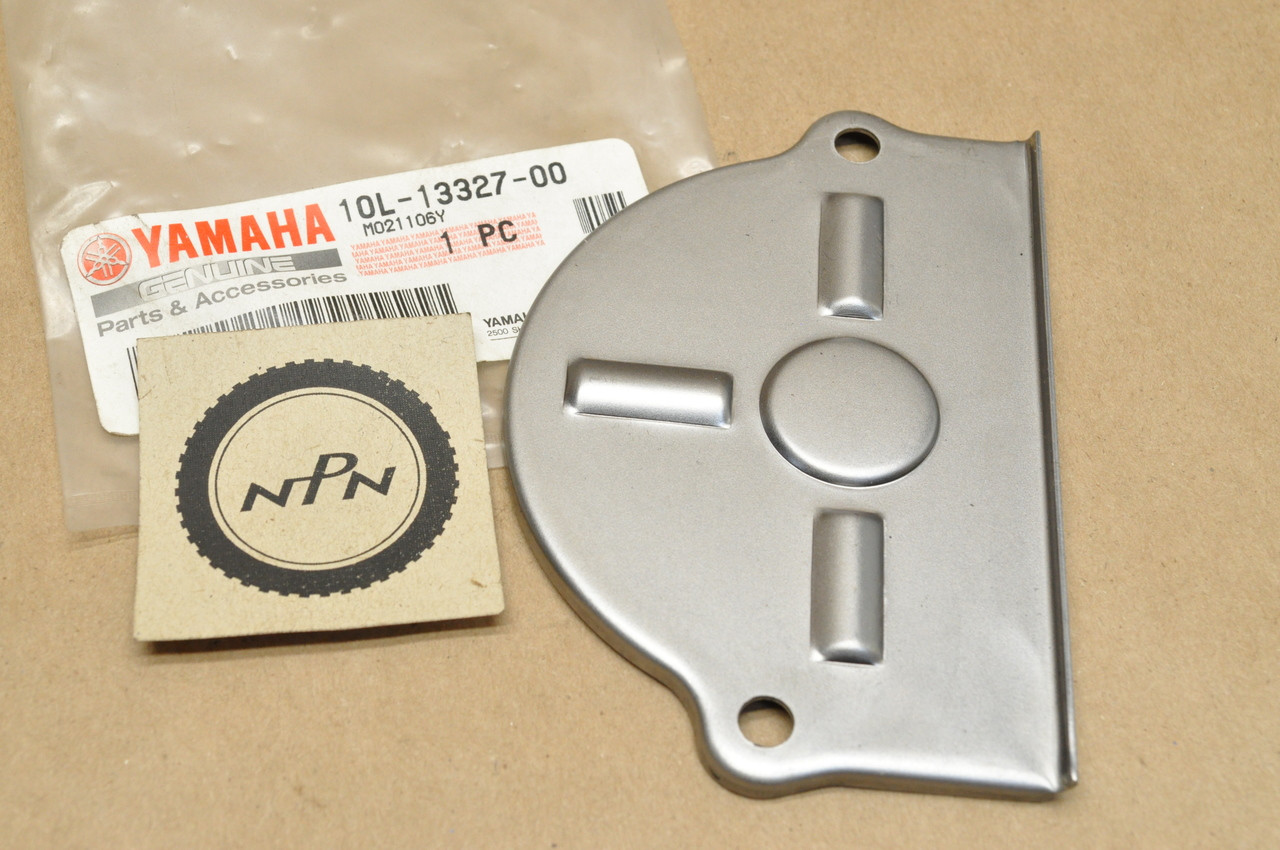 NOS Yamaha XV1000 XV1100 XV700 XV750 XV920 Virago Oil Pump Gear Cover 10L-13327-00