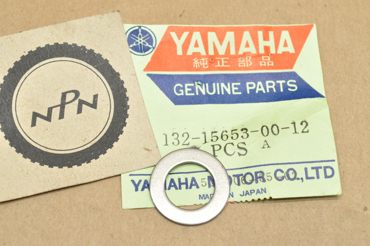 NOS Yamaha AT1 AT2 CT1 CT2 DT100 DT175 HT1 JT1 JT1 LT2 MX100 MX175 RD200 RS100 Thrust Washer 132-15653-00-12