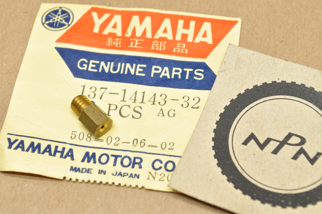 NOS Yamaha AT1 CT1 DT1 DT2 DT250 DT3 DT400 R3 RT2 YR1 YZ80 Carburetor Main Jet #160 137-14143-32