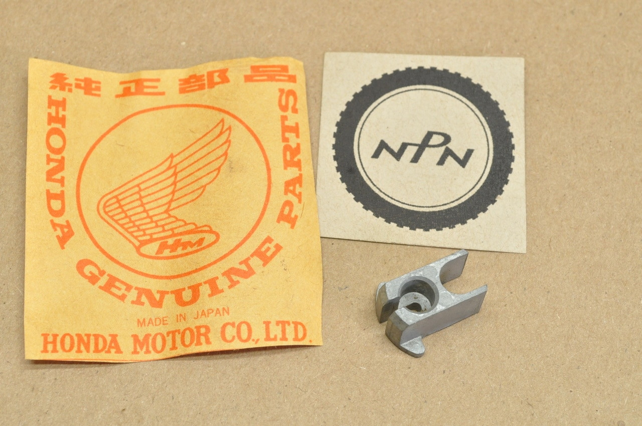 NOS Honda CA160 CA72 CA77 CA95 S90 Throttle Cable Holder Guide 53162-271-000