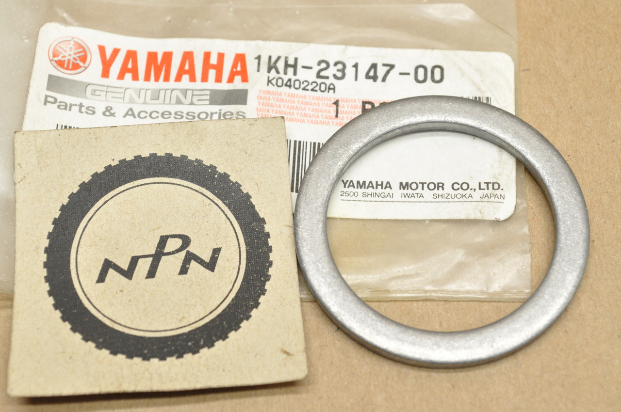NOS Yamaha TT225 XJ750 XS750 XS850 XT225 XV920 Fork Spacer Seal 1KH-23147-00