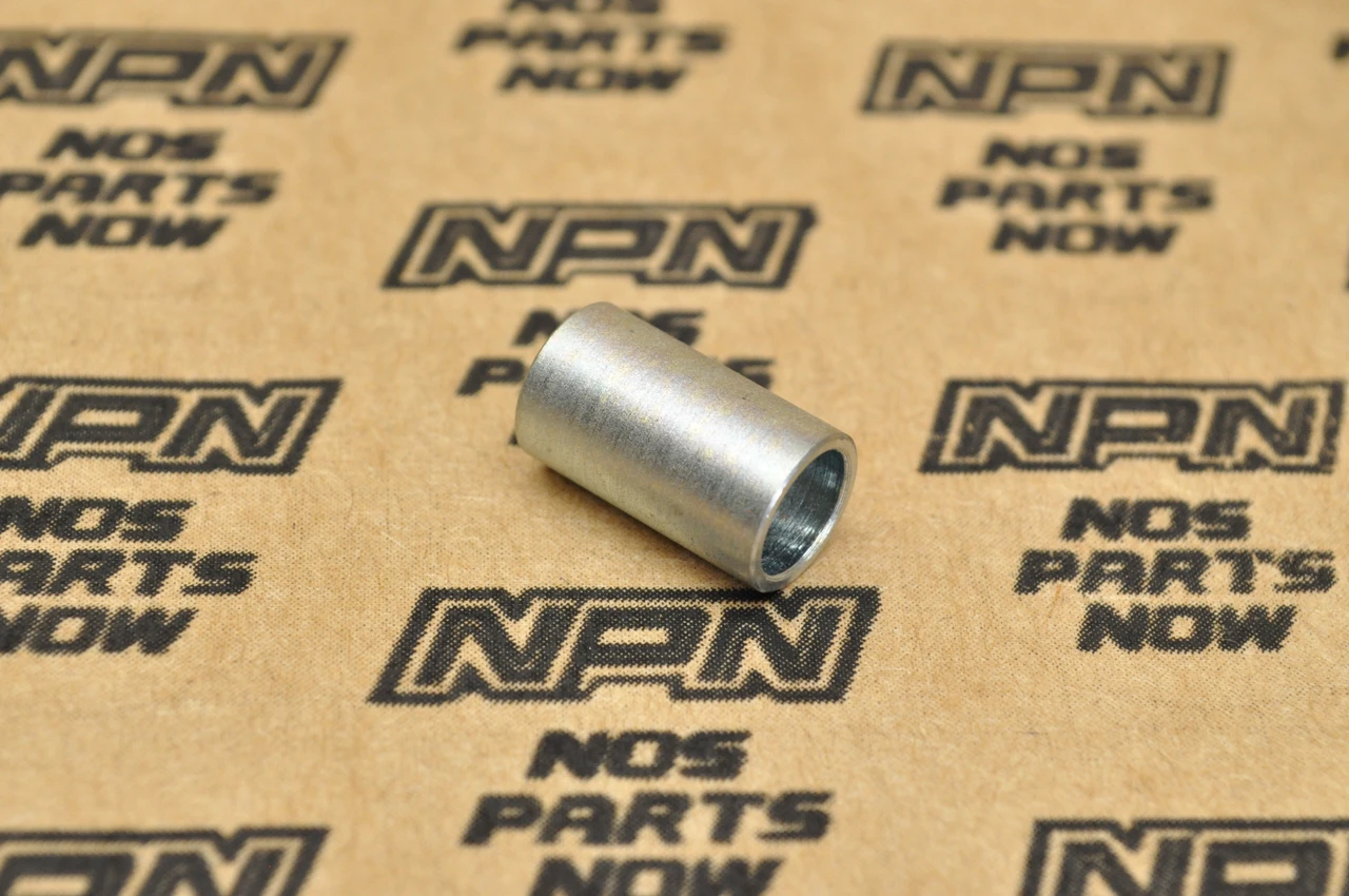 NOS Honda GL1100 GL500 GL650 VT700 C VT800 C Control Valve Collar 36052-657-300