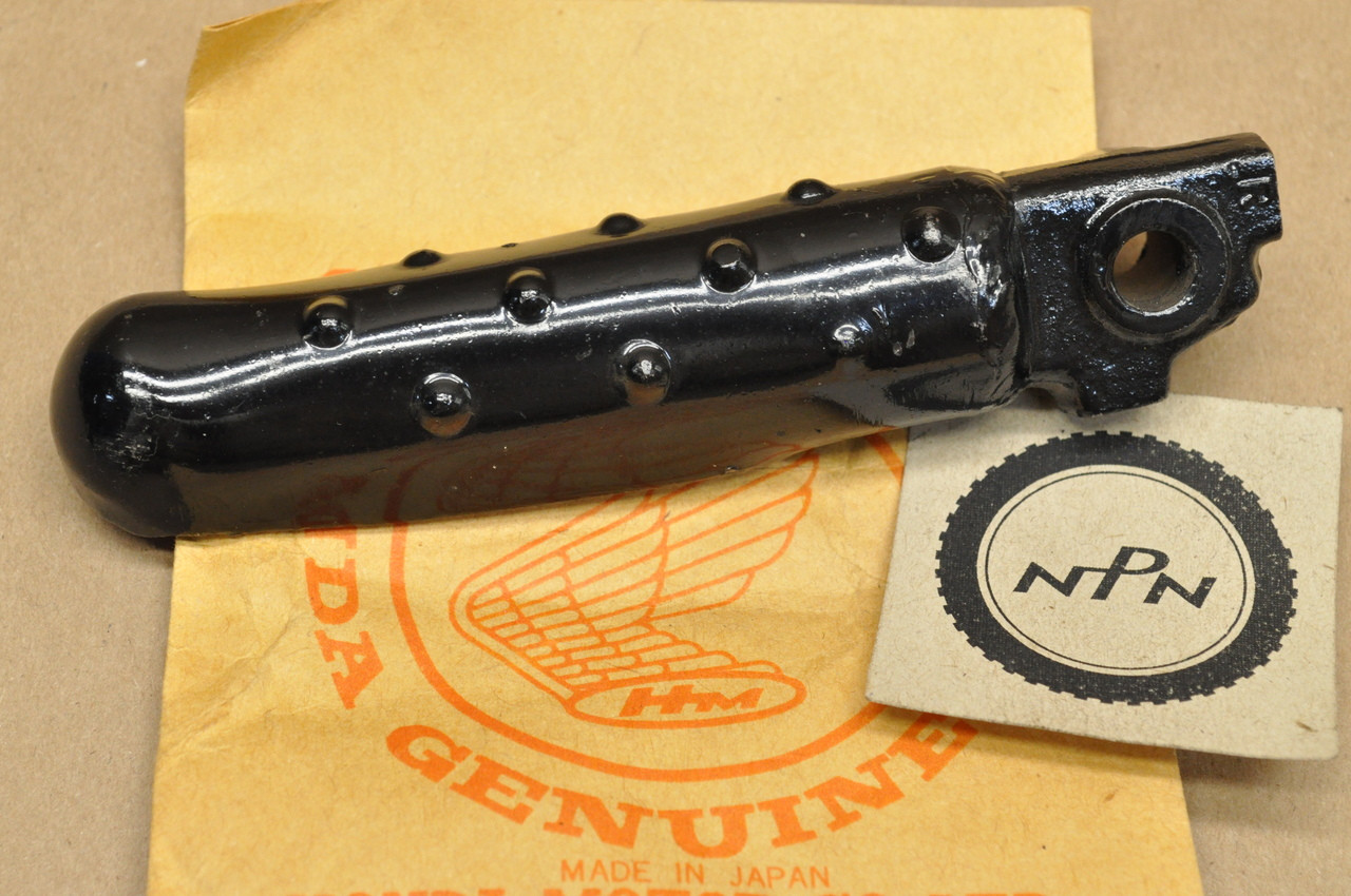 NOS Honda CT70 CT70H Right Foot Peg Rest Step in Black 50615098000 B