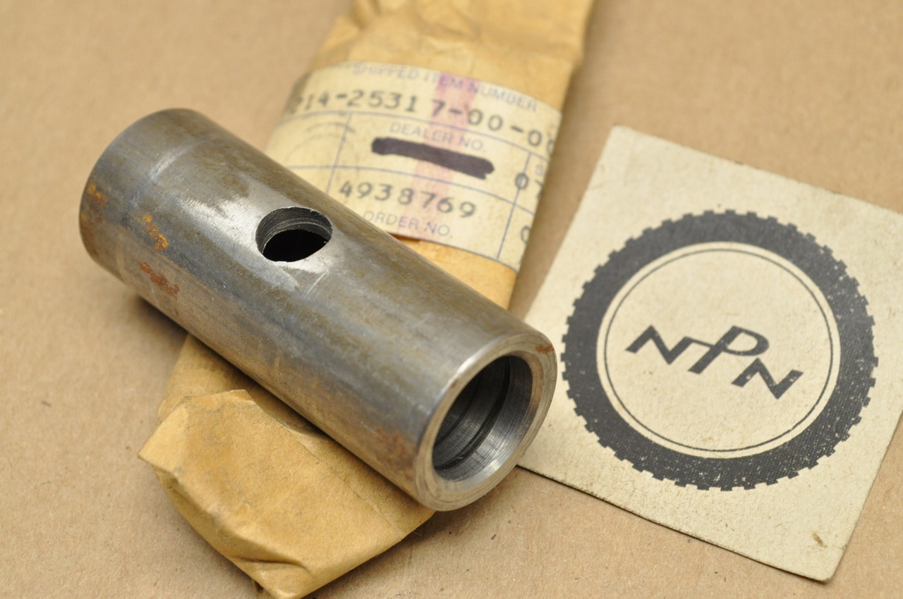 NOS Yamaha DT1 IT200 RT180 TD2 TD3 TR2 TT350 TZ250 TZ350 XT225 XT250