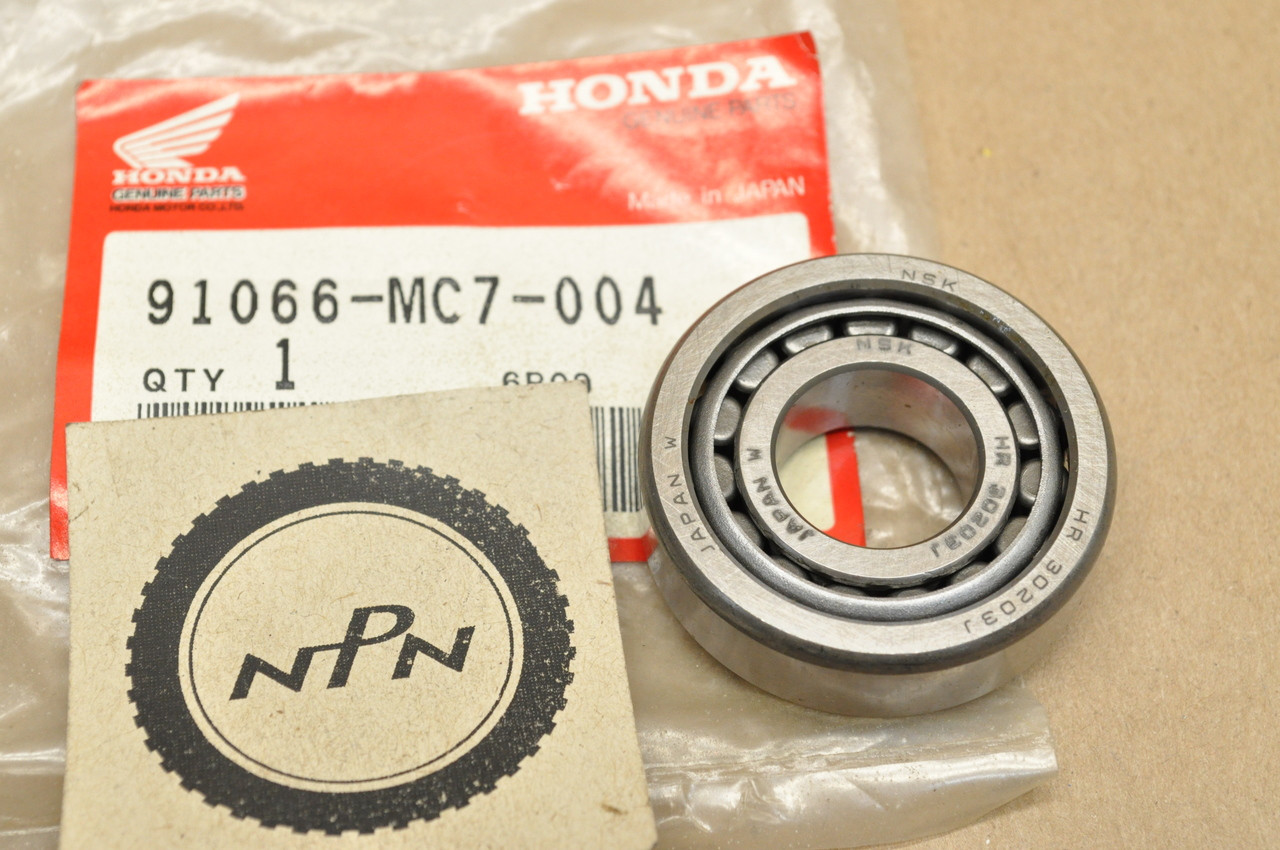NOS Honda ATC250 CX650 GL650 TRX200 TRX250 VF700 VT1100 Bearing