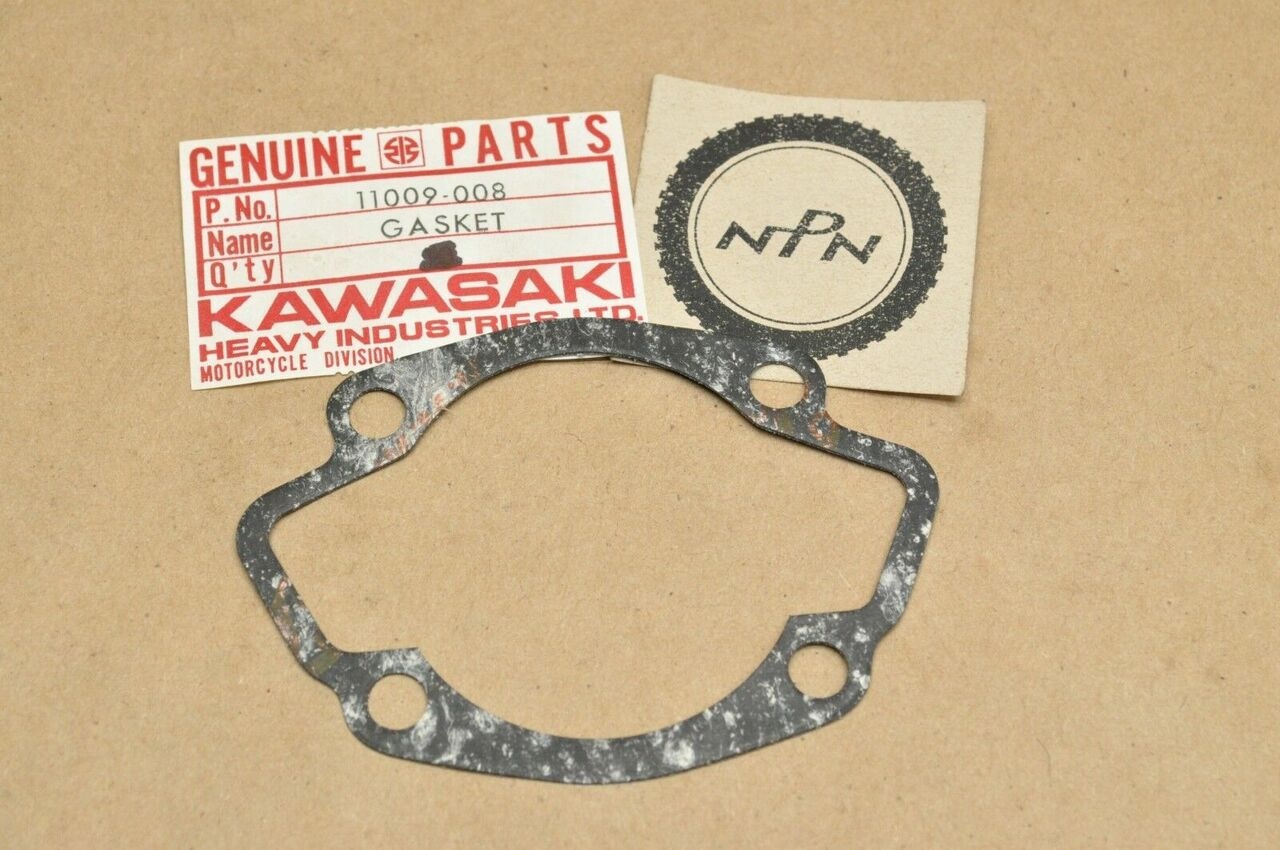 ベース os NOS Kawasaki 1971-72, 1974-75 MT1 1976-80 KV75 Cylinder Base