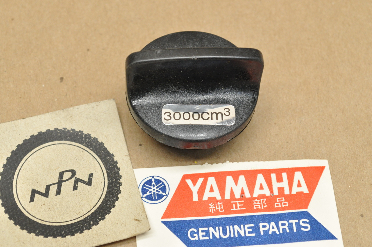 NOS Yamaha XV1000 XV700 XV750 Virago XV920 Oil Plug Cap 4X7-15363-00