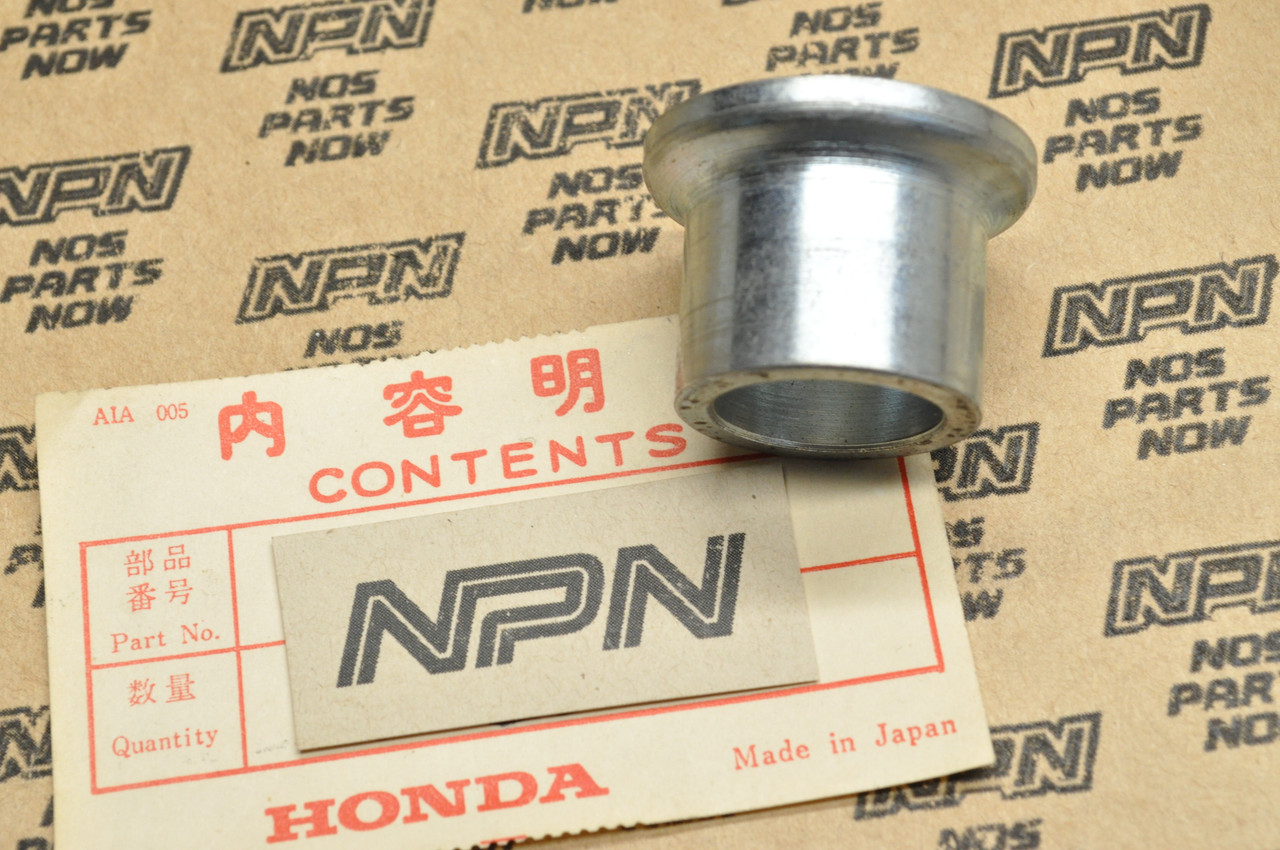 NOS Honda CB72 CB77 Rear Wheel Axle Side Collar 42311-268-000