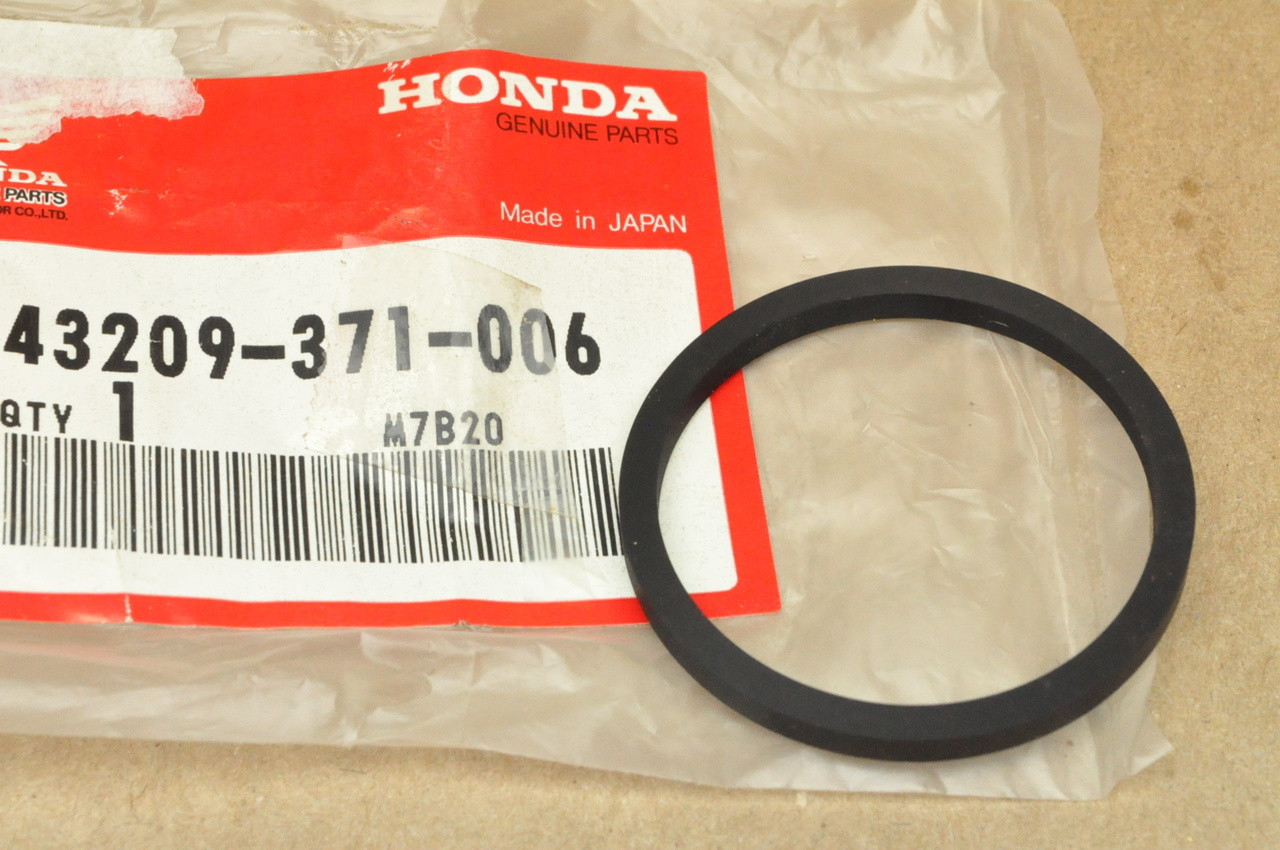 NOS Honda CBX CB750 CB900 GL1000 CBR600 NT650 Caliper Piston Seal 43209-371-006