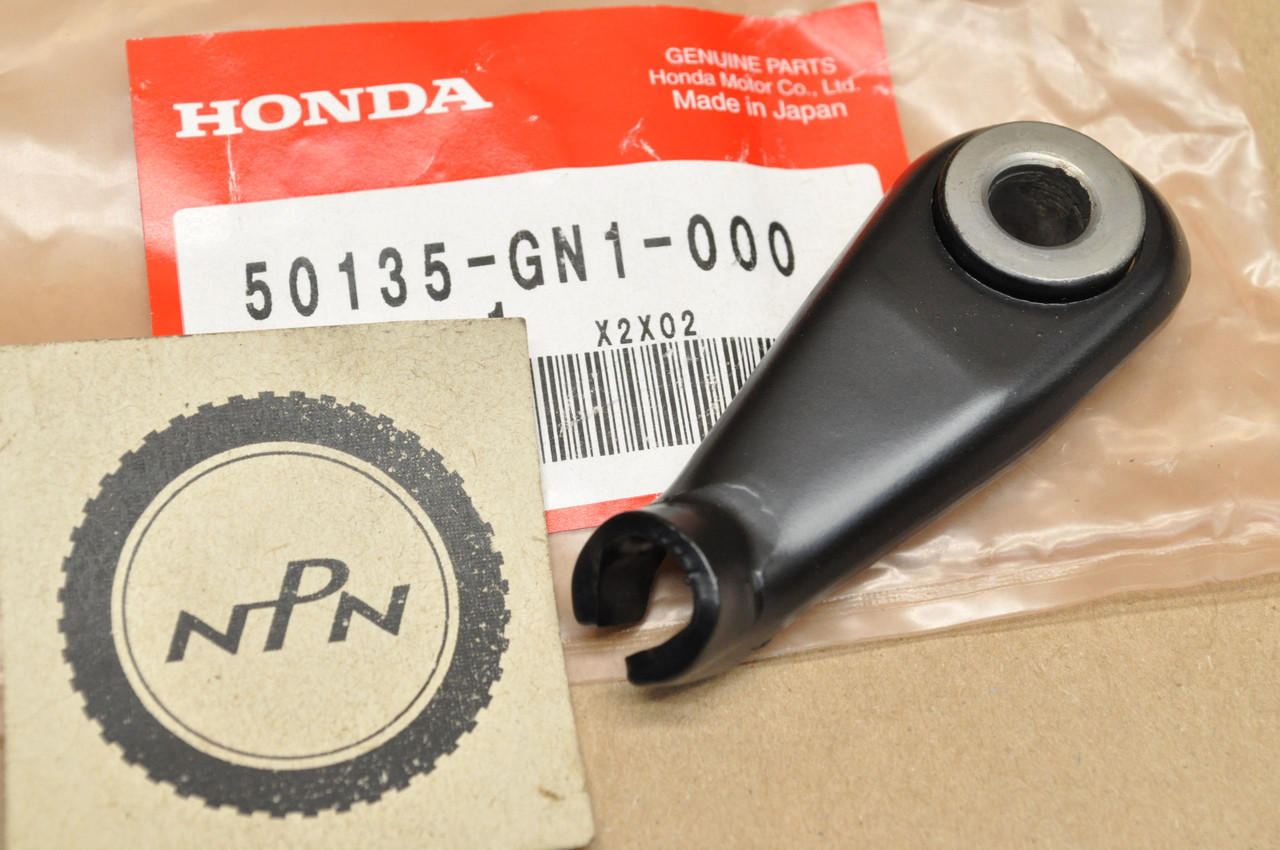 NOS Honda XR100 R XR80 R Engine Hanger Collar 50135-GN1-000