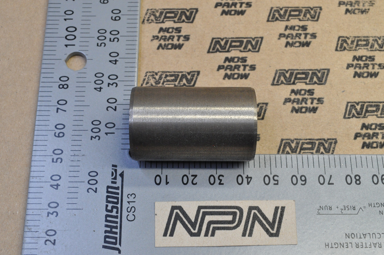 NOS Honda CB350 CB450 CB500 CB750 CL450 Swing Arm Pivot Bushing 52108-300-300