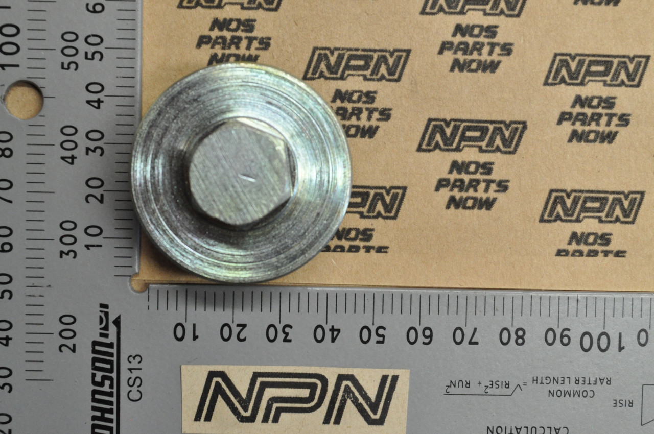 NOS Honda CB350 CB450 CB500 CL350 CL450 SL175 SL350 Drain Bolt 90013-312-000