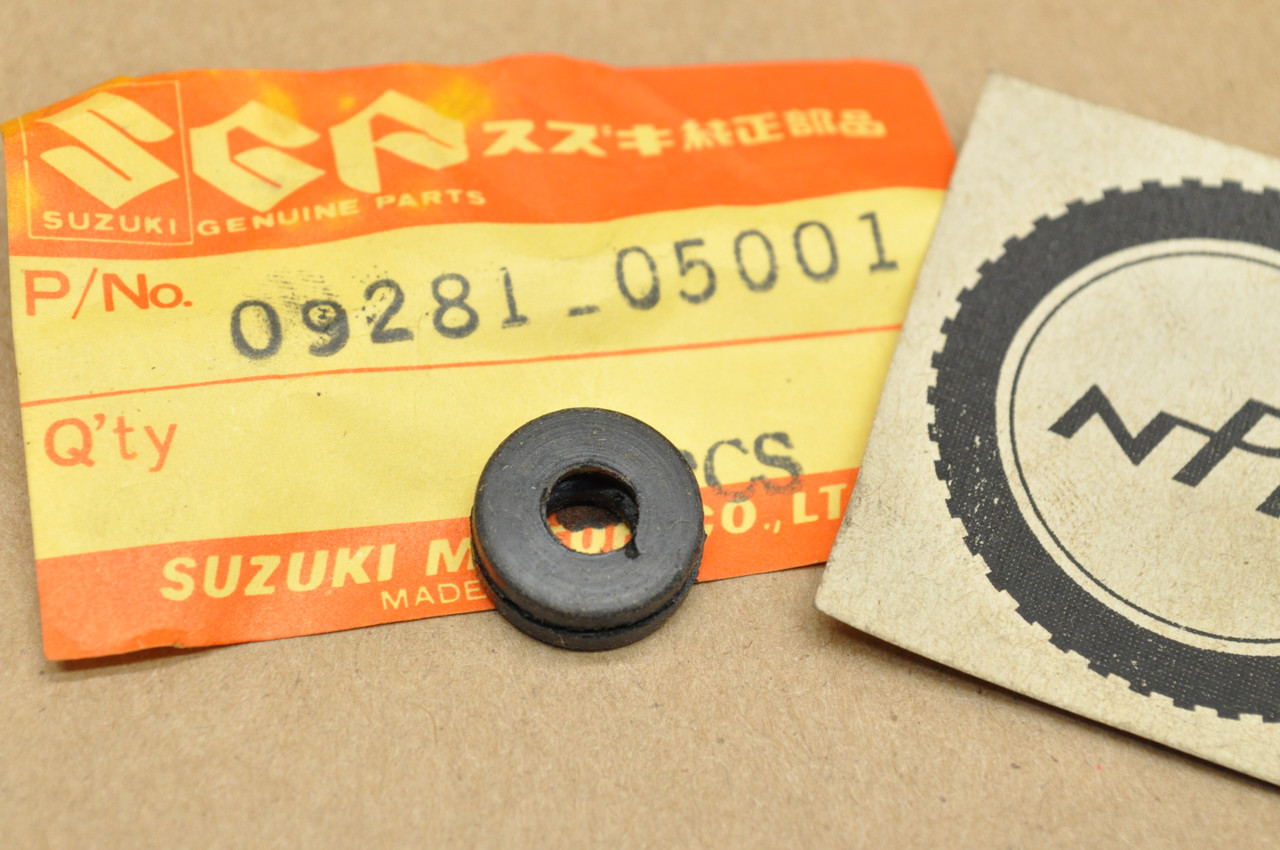 NOS Suzuki TC100 TC125 TM75 TS100 TS125 TS50 TS75 Dust Seal 09281-05001