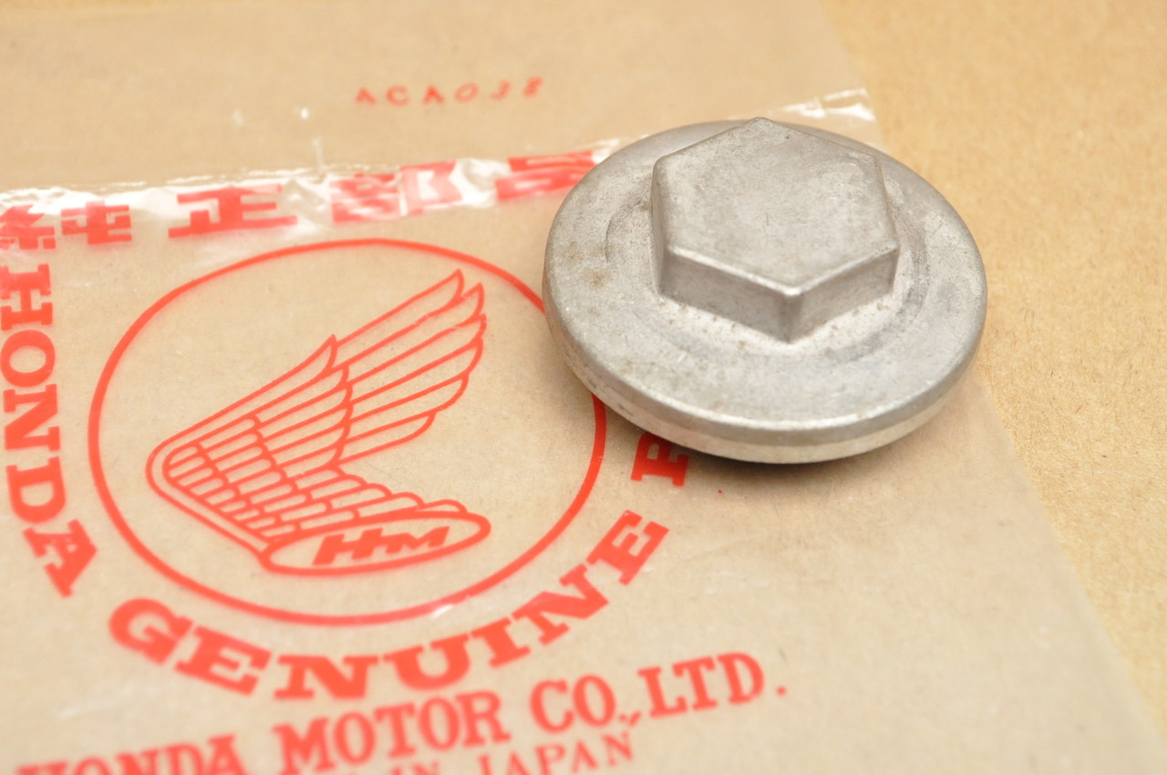 NOS Honda CT90 Trail 90 ATC90 ATC110 ST90 Valve Tappet Cover Cap 12361-028-000
