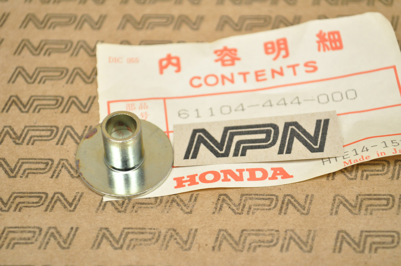 NOS Honda ATC200 ATC250 CR125 CR250 FL350 TRX200 Fender Collar 61104-444-000