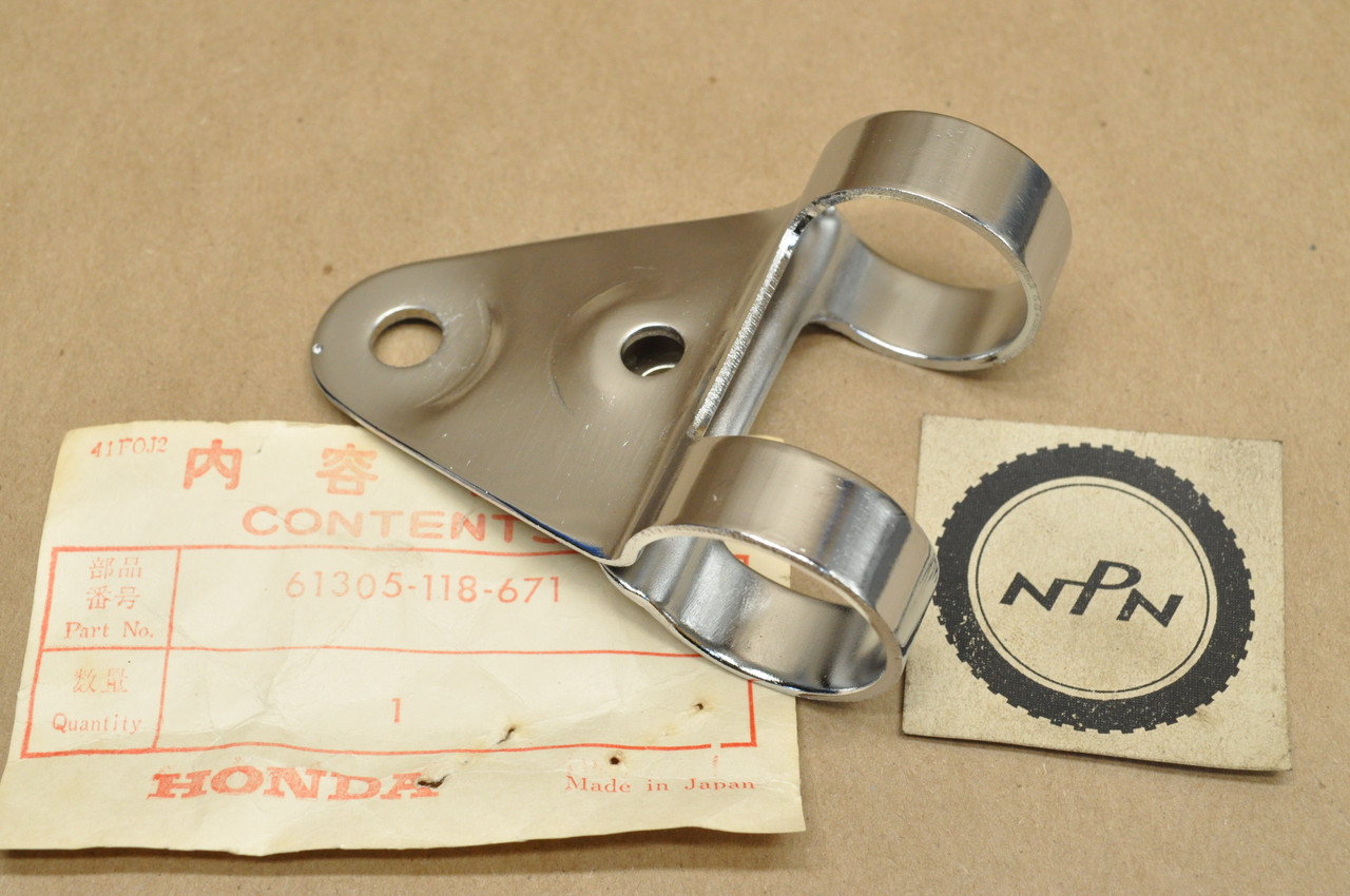 NOS Honda SL70 Right Headlight Mount Fork Ear Stay Bracket 61305
