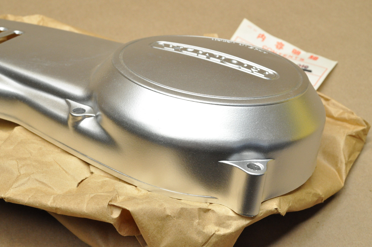 NOS Honda XL75 XR75 XR80 Left Magneto Stator Sprocket Side Cover 11341-149-010