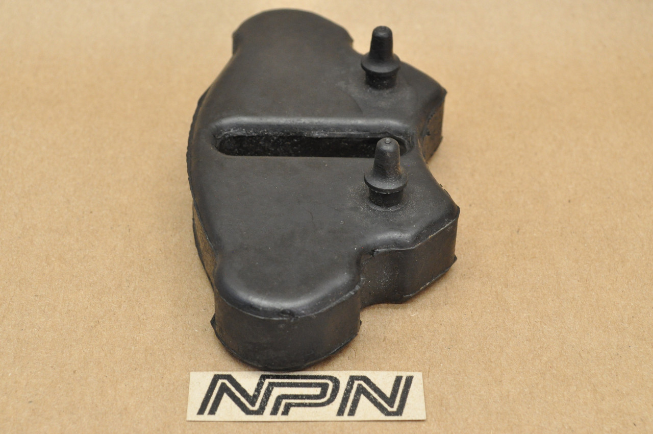 NOS Honda CA72 CA77 Rear Wheel Hub Rubber Damper 41241-259-000