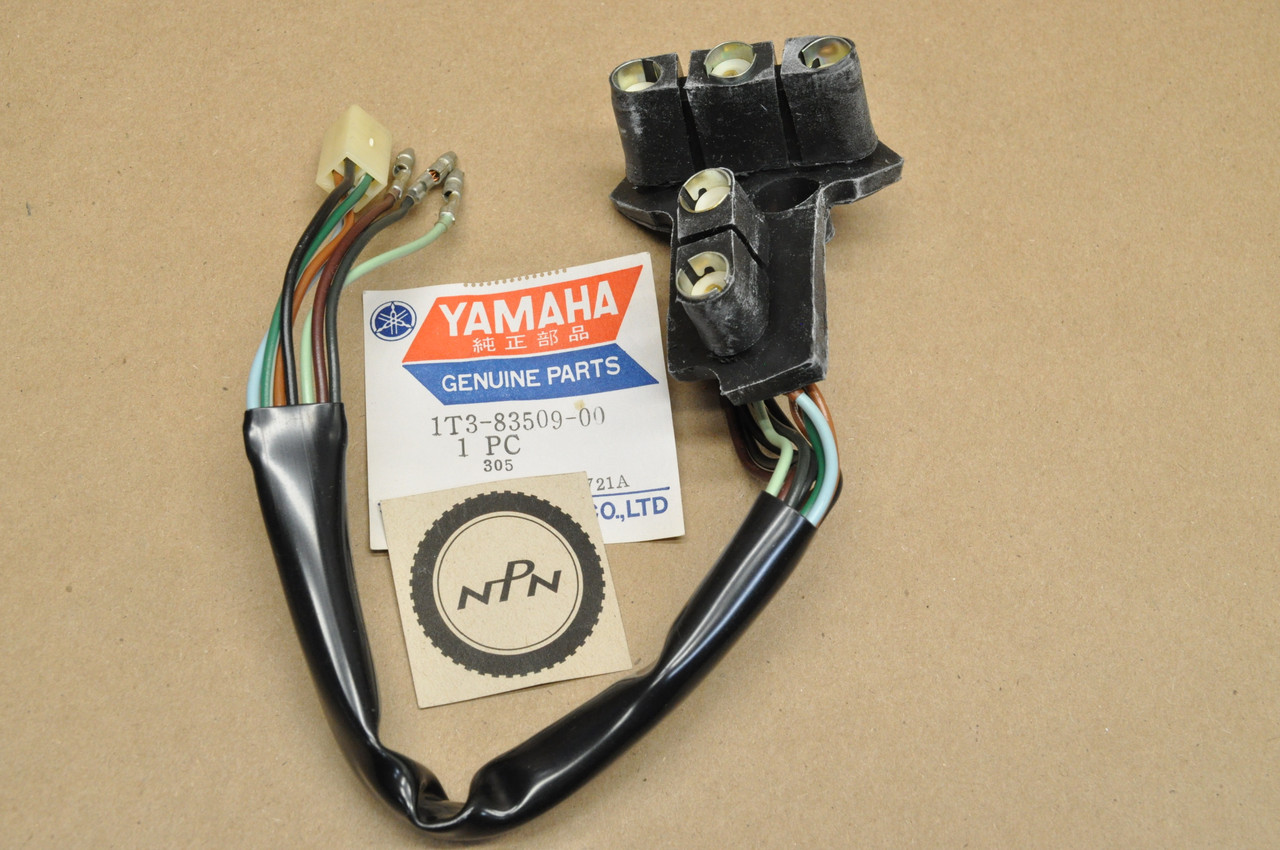 NOS Yamaha 1977 XS650 Tachometer Gauge Socket Cord Harness 1T3-83509-00