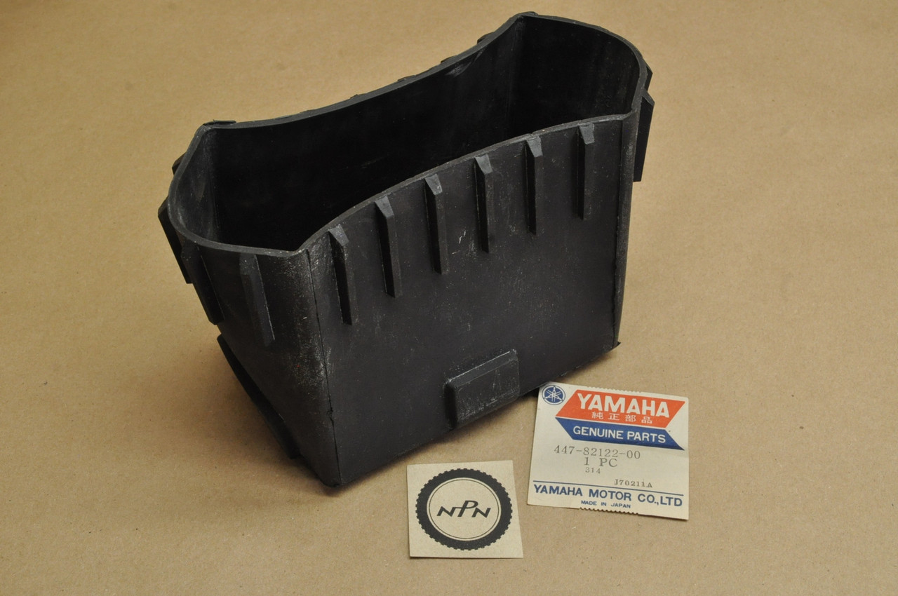 NOS Yamaha TX650 XS650 XS750 XS850 Battery Seat Tray Holder Rubber Insert 447-82122-00