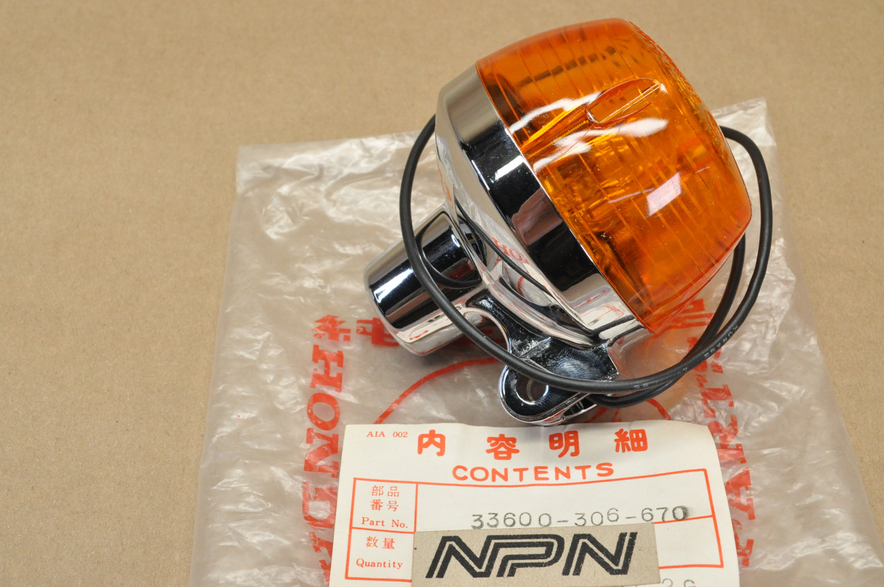 NOS Honda CB350 CB450 CB500 CB750 CL350 CL450 CX500 Turn Signal 33600-306-670