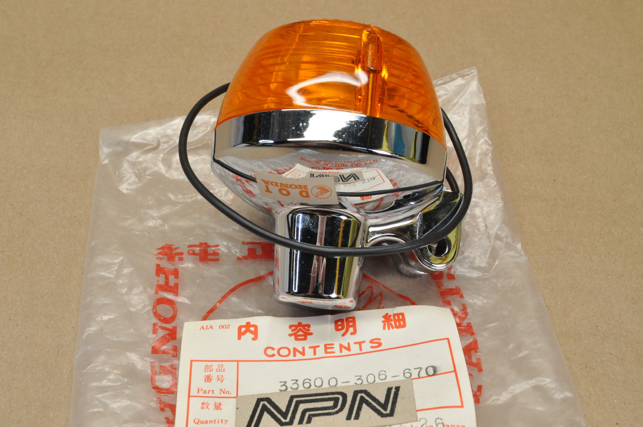 NOS Honda CB350 CB450 CB500 CB750 CL350 CL450 CX500 Turn Signal 33600-306-670