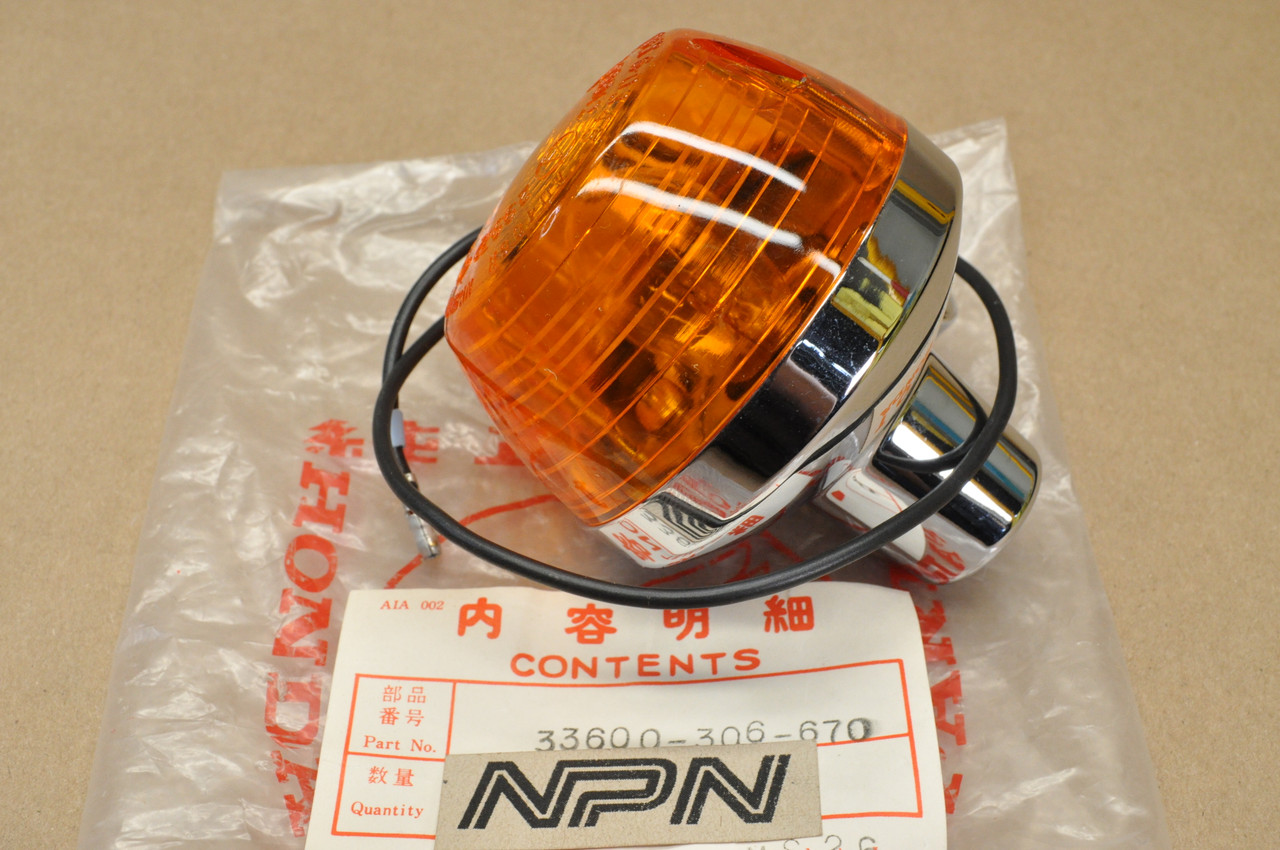 NOS Honda CB350 CB450 CB500 CB750 CL350 CL450 CX500 Turn Signal 33600-306-670