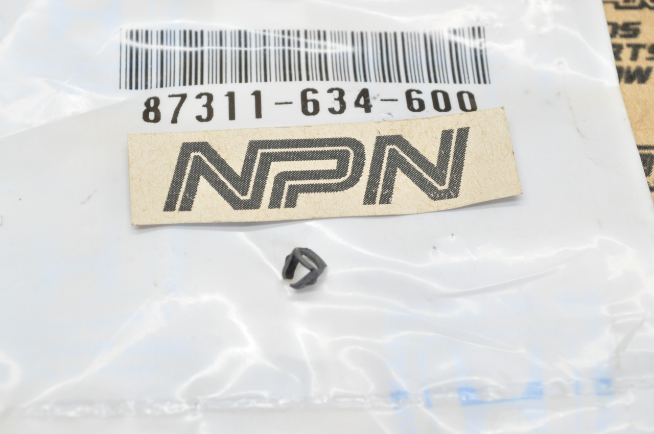 NOS Honda CB350 CB450 CB750 CB900 CL450 CL70 SL350 Z50 Emblem Nut 87311-634-600