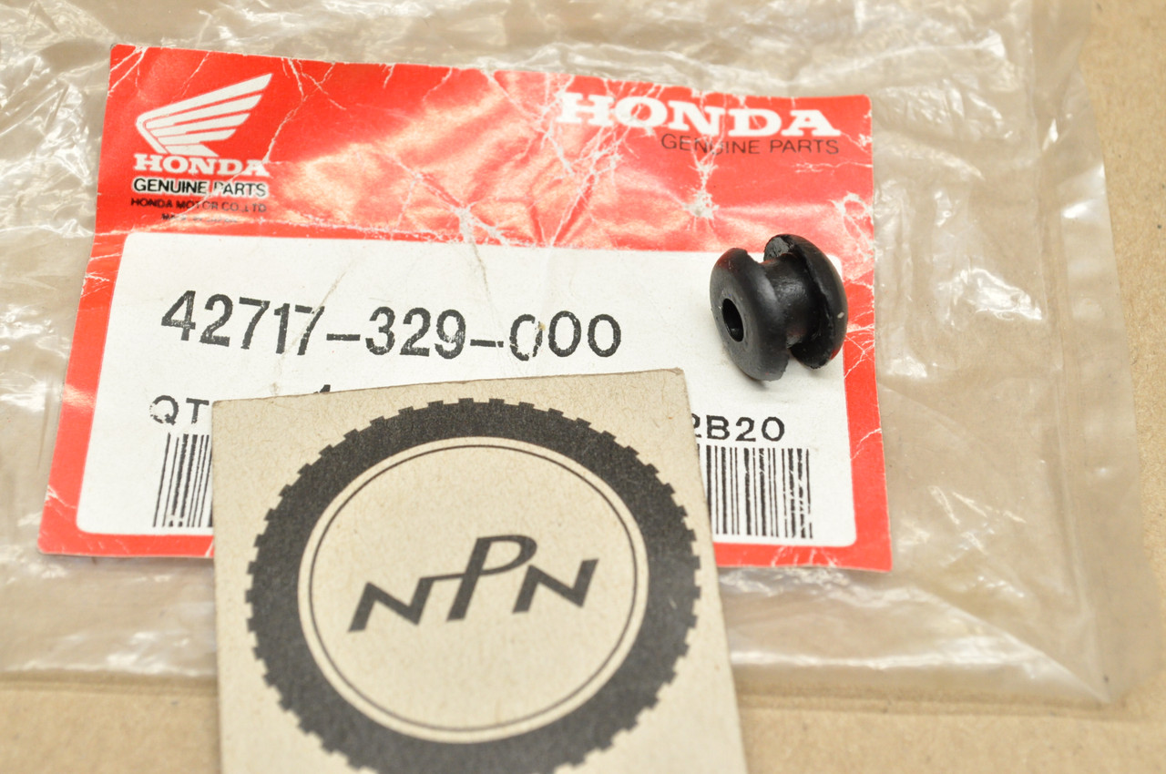 NOS Honda CR125 CR250 CR500 NX650 XL200 XL250 XL350 XL500 XL600 XR250 Wheel Rim Hole Cap Plug 42717-329-000