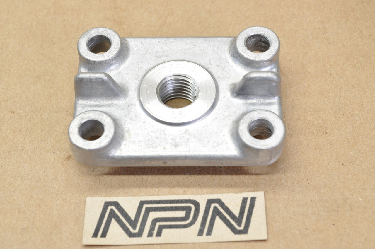 NOS Honda C200 CA200 CT200 Oil Strainer Cover 15416-030-000