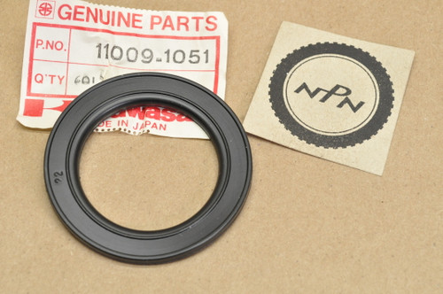 NOS Kawasaki EX305 KH125 KZ1000 KZ1100 KZ1300 KZ305 KZ400 KZ440 KZ550 KZ650 KZ750 ZN1300 Gas Cap Gasket 11009-1051
