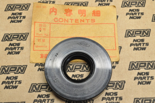 NOS Honda CA175 CB175 CL160 CL175 SL175 Countershaft Oil Seal 91201-216-000