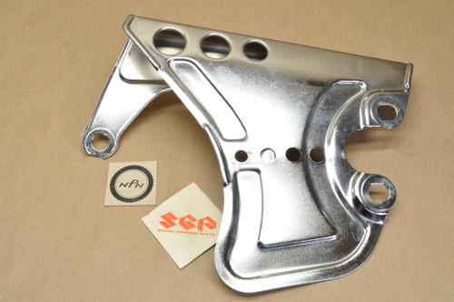 NOS Suzuki 1972 TC125 TC185 Chain Case Guard 61310-28000-126
