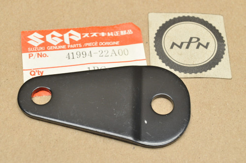 NOS Suzuki 1985-88 LT230 S Left Upper Engine Mount Plate 41994-22A00