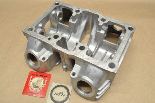 NOS Honda CB350 CL350 SL350 Cam Shaft Case 12211-312-000