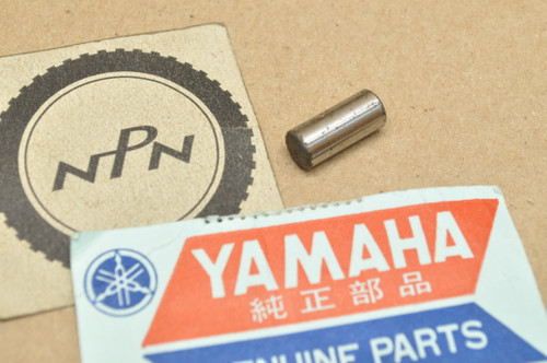 NOS Yamaha IT250 IT490 TY350 TZ250 WR500 YTZ250 YZ250 YZ400 YZ490 Dowel Pin 93606-14154