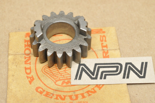 NOS Honda S65 Transmission Main Shaft Second 2nd Gear 18T 23431-035-811