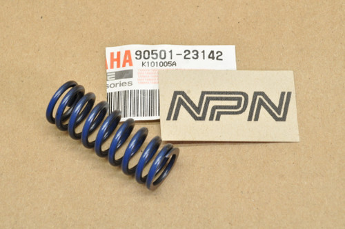 NOS Yamaha TX500 TX650 TX750 XJ1100 XS1100 XS2 XS650 XS750 XS850 XT600 Spring 90501-23142